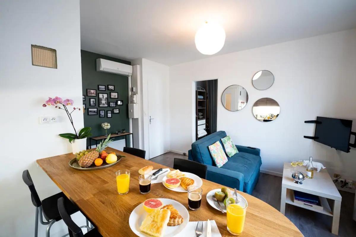 Appartement Centre Village, Clim Et Parking Gratuit Aigues-Mortes Exterior photo